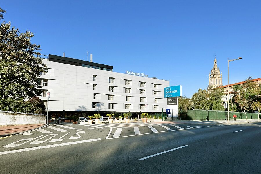 Отель Occidental Бильбао Экстерьер фото
